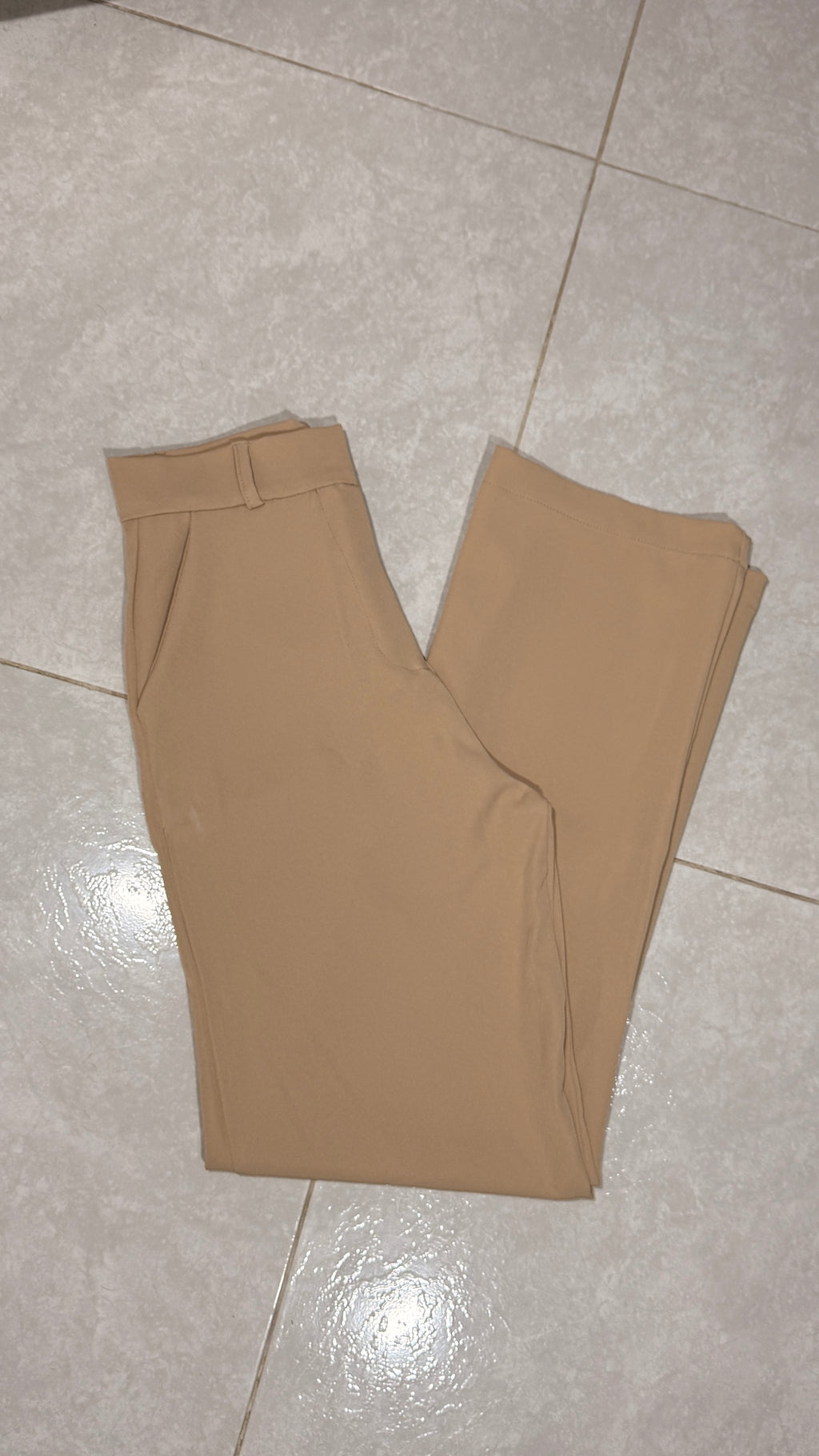 Pantalón Clasic Beige Oscuro (Sin Pinza)