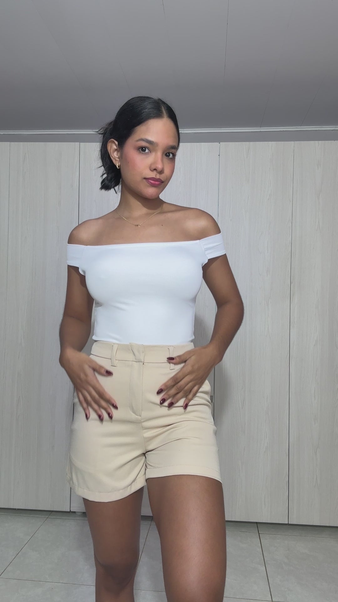 Bermuda Clasic Beige Clara